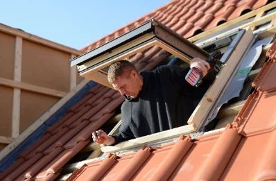 Pose de fenêtres de toit Velux à Hénanbihen